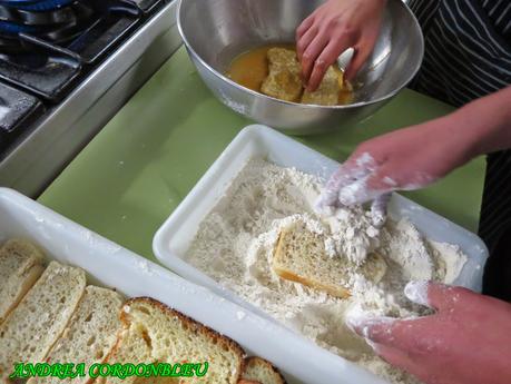 TORRIJAS DE LECHE, CANELA Y LIMÓN BAÑADAS EN MIEL. SEMANA SANTA.