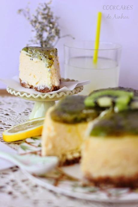 CHEESECAKE DE LIMÓN Y KIWI CHEESECAKE DE LIMÓN Y KIWI