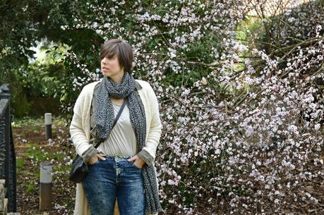 SIN TÍTULO: Hoy escasean las ideas SIN TÍTULO: Hoy escasean las ideas