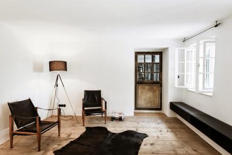 Granja del siglo XIX transformada en vivienda Granja del siglo XIX transformada en vivienda