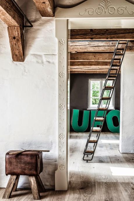 Granja del siglo XIX transformada en vivienda Granja del siglo XIX transformada en vivienda