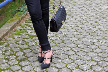 MIS LOOKS- CAMISA VAQUERA Y NEGRO MIS LOOKS- CAMISA VAQUERA Y NEGRO