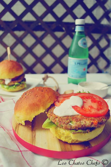 El libro del mes: (Marzo 2015). Pan de curry y hamburguesa versión vegana El libro del mes: (Marzo 2015). Pan de curry y hamburguesa versión vegana