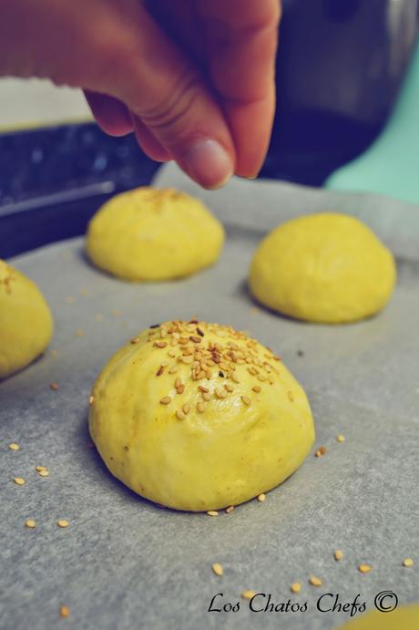 El libro del mes: (Marzo 2015). Pan de curry y hamburguesa versión vegana El libro del mes: (Marzo 2015). Pan de curry y hamburguesa versión vegana