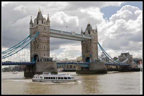Puente Torre de Londres Londres (Tower Bridge London) Inglaterra Puente Torre de Londres Londres (Tower Bridge London) Inglaterra