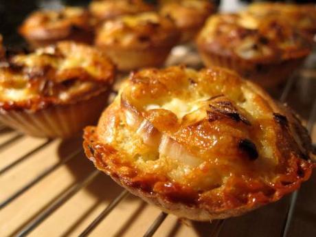 Magdalenas de cebolla y queso de cabra (#elasaltablogs) magdalenas-de-cebolla-y-queso-de-cabra-