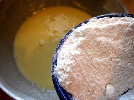 Magdalenas de cebolla y queso de cabra (#elasaltablogs) magdalenas-de-cebolla-y-queso-de-cabra-