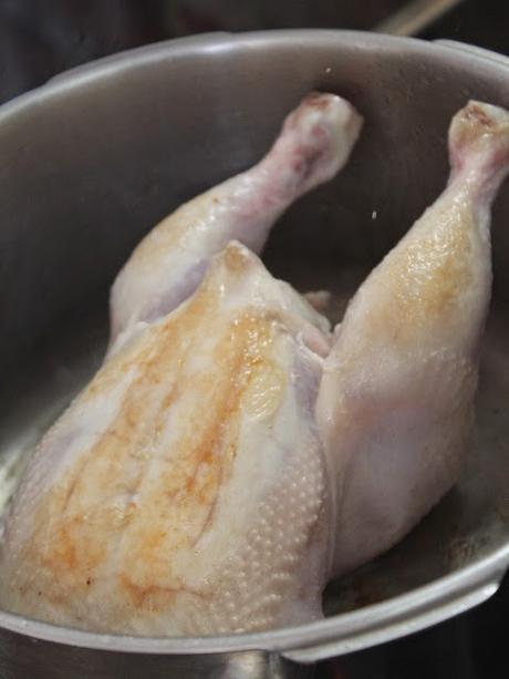 Corona de arroz, pollo y frutos secos مقلوبة الرز والدجاج Corona de arroz, pollo y frutos secos مقلوبة الرز والدجاج