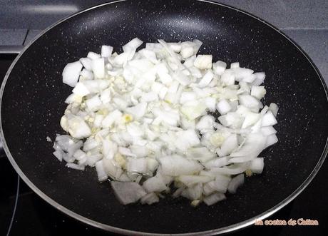 Gallos con salsa de almejas Gallos con salsa de almejas