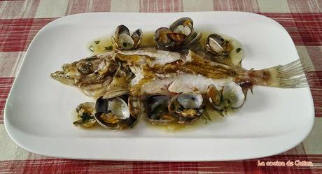 Gallos con salsa de almejas Gallos con salsa de almejas