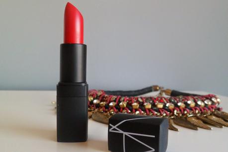 Semi Matte Lipstick Jungle Red de Nars