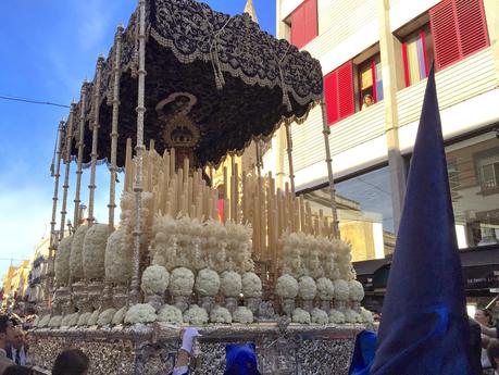 La Virgen de la Hiniesta. La Virgen de la Hiniesta.