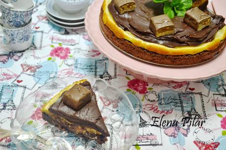 Brownie cheesecake de Snickers con ganaché de chocolate y toffees Brownie cheesecake de Snickers con ganaché de chocolate y toffees