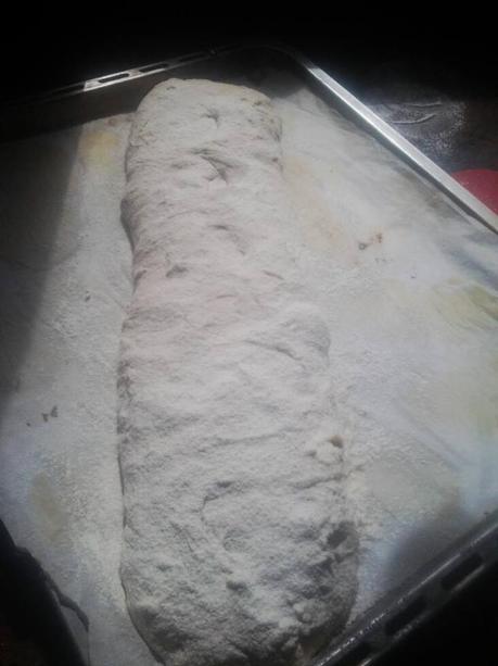 PAN ARTESANO DE TRIGO PAIS...CON FORMA TRADICIONAL PAN ARTESANO DE TRIGO PAIS...CON FORMA TRADICIONAL