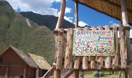 Enséñame pero bonito , Documental sobre escuelas alternativas pagina-principal-jpg-590x350