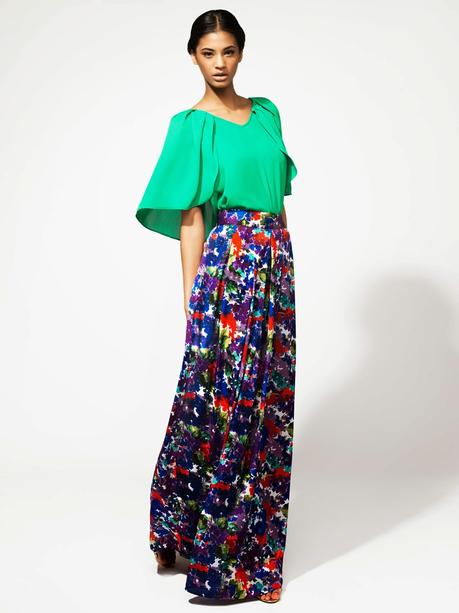 Otra de las propuestas de la nueva colección primavera-verano de Mónica Cordera Otra de las propuestas de la nueva colección primavera-verano de Mónica Cordera