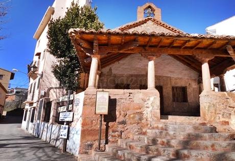  Arcos de las Salinas y su sendero fluvial a los pies del Javalambre