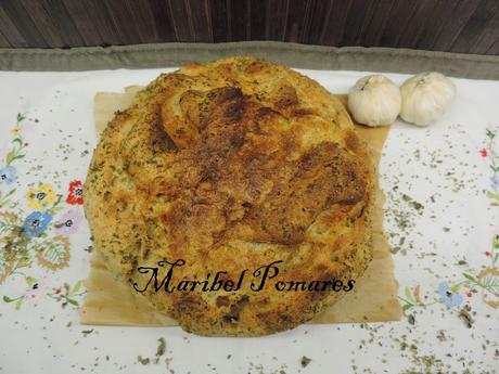 Pan integral con bebida de soja, ajo y orégano en olla programable. Pan integral con bebida de soja, ajo y orégano en olla programable.