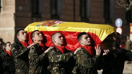 La muerte no es el final: Homenaje a los caídos La muerte no es el final: Homenaje a los caídos
