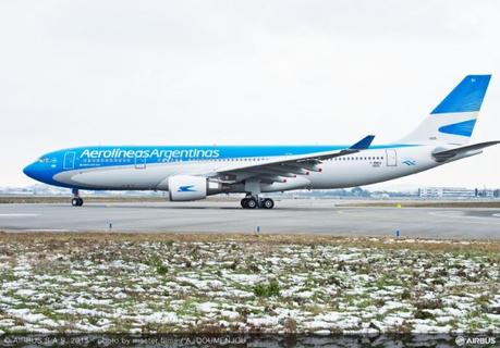 Aerolíneas Argentinas recibe su primer A330-200 Aerolíneas Argentinas recibe su primer A330-200