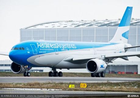 Aerolíneas Argentinas recibe su primer A330-200 Aerolíneas Argentinas recibe su primer A330-200