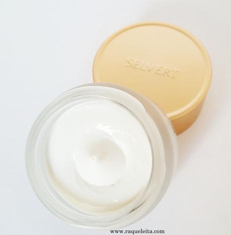 Mimando mi Piel con el Nuevo Pack Colagenium Anti- Âge de Selvert Mimando mi Piel con el Nuevo Pack Colagenium Anti- Âge de Selvert