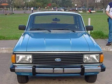 Encontraron un Ford Falcon cero kilómetro en un taller