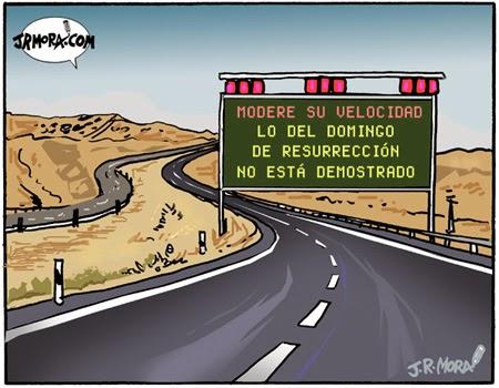 El colorido y lo negro de la Semana Santa. El colorido y lo negro de la Semana Santa.