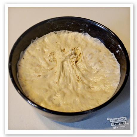 SEMANA SANTA 2015 (II): MONA DE PASCUA CON CHIPS DE CHOCOLATE SEMANA SANTA 2015 (II): MONA DE PASCUA CON CHIPS DE CHOCOLATE