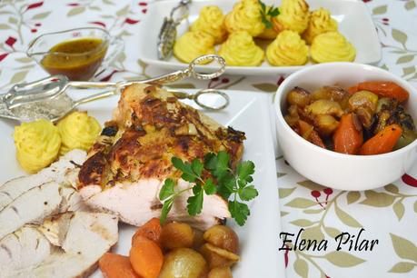 Pechuga de pavo al horno con patatas duquesa Pechuga de pavo al horno con patatas duquesa