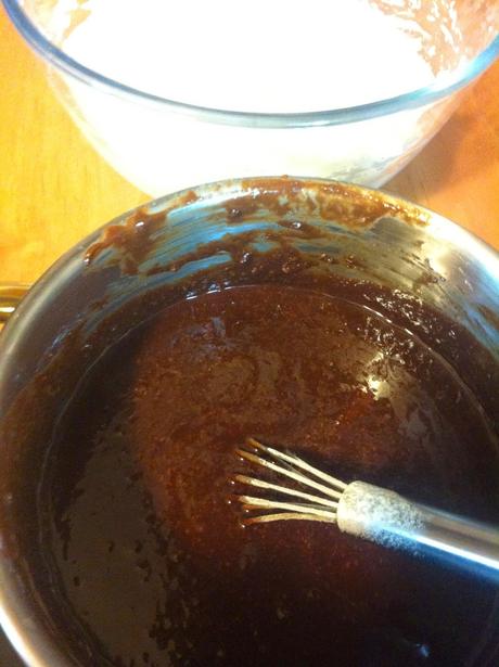 Brownie Esponjoso De Chocolate Y Mantequilla Con Caramelo Brownie Esponjoso De Chocolate Y Mantequilla Con Caramelo