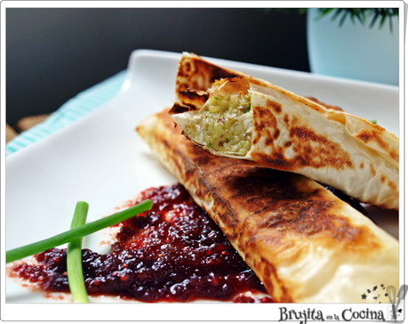 Paquetitos de Camembert con salsa de arándanos Paquetitos de Camembert con salsa de arándanos