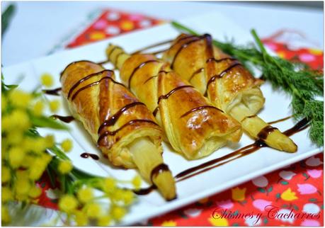 Espárragos envueltos en Hojaldre Espárragos envueltos en Hojaldre