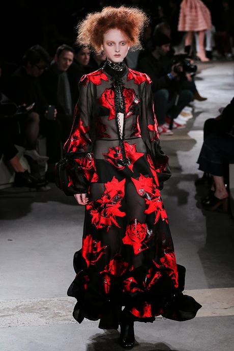 Alexander McQueen Paris Fashion Week Otoño invierno 2015-2016 Alexander McQueen Paris Fashion Week Otoño invierno 2015-2016