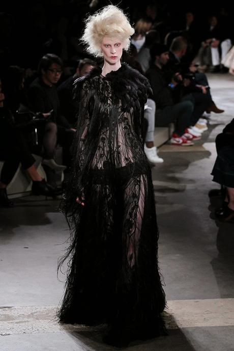 Alexander McQueen Paris Fashion Week Otoño invierno 2015-2016 Alexander McQueen Paris Fashion Week Otoño invierno 2015-2016