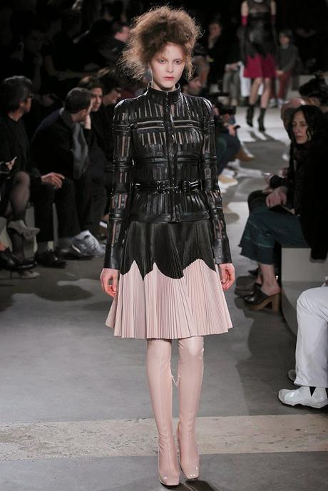 Alexander McQueen Paris Fashion Week Otoño invierno 2015-2016 Alexander McQueen Paris Fashion Week Otoño invierno 2015-2016