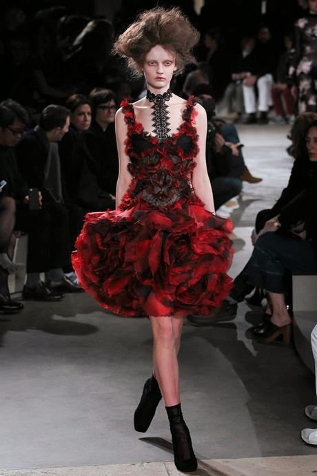 Alexander McQueen Paris Fashion Week Otoño invierno 2015-2016 Alexander McQueen Paris Fashion Week Otoño invierno 2015-2016