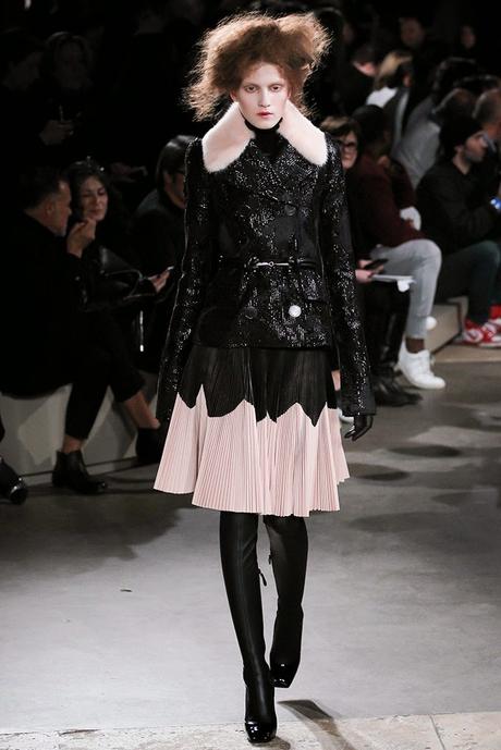 Alexander McQueen Paris Fashion Week Otoño invierno 2015-2016 Alexander McQueen Paris Fashion Week Otoño invierno 2015-2016