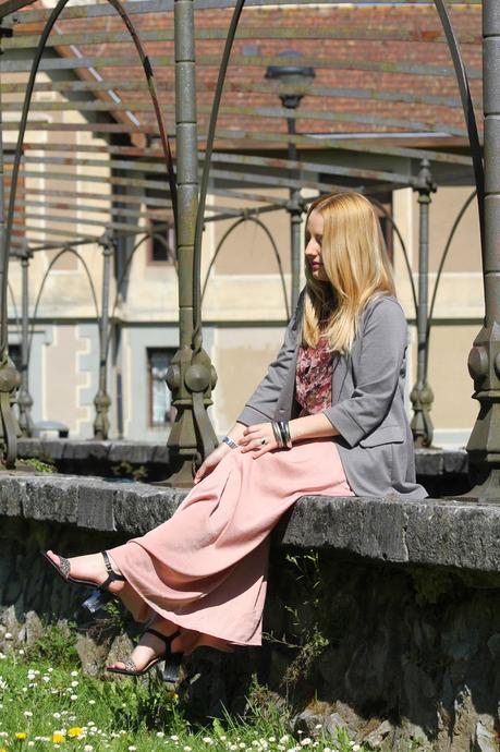 Comienza la temporada de faldas largas Comienza la temporada de faldas largas