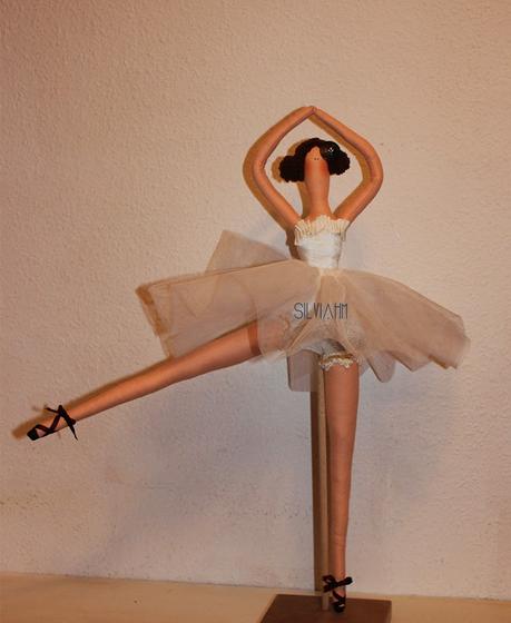 HOY, MUÑECAS HOY, MUÑECAS