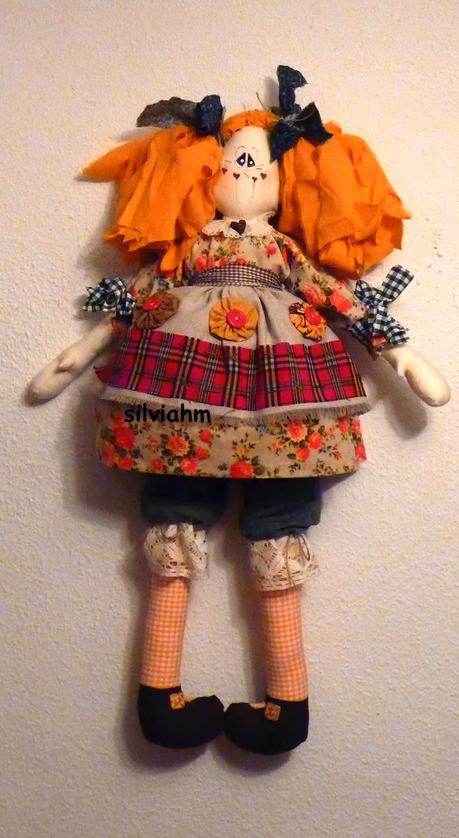 HOY, MUÑECAS HOY, MUÑECAS