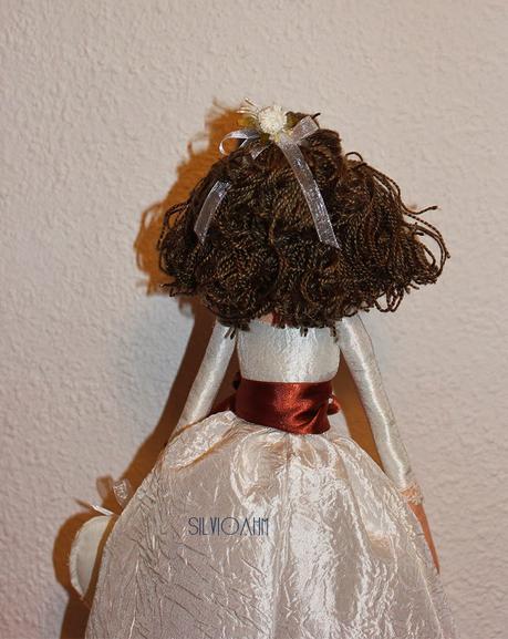 HOY, MUÑECAS HOY, MUÑECAS