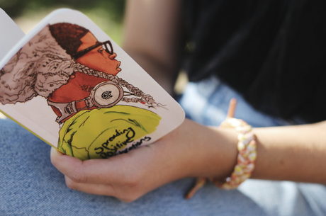 Denik. Las libretas que construían escuelas. Denik arte solidaridad creatividad economía colaborativa