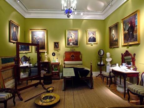 Agenda de exposiciones: Luciano Fabro, Viaje en el tiempo, Mariano José de Larra, Feminiarte y Audiopolis. Agenda de exposiciones: Luciano Fabro, Viaje en el tiempo, Mariano José de Larra, Feminiarte y Audiopolis.