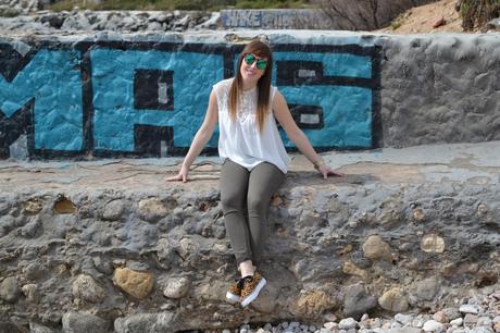 Look of the day: Green militar jeans