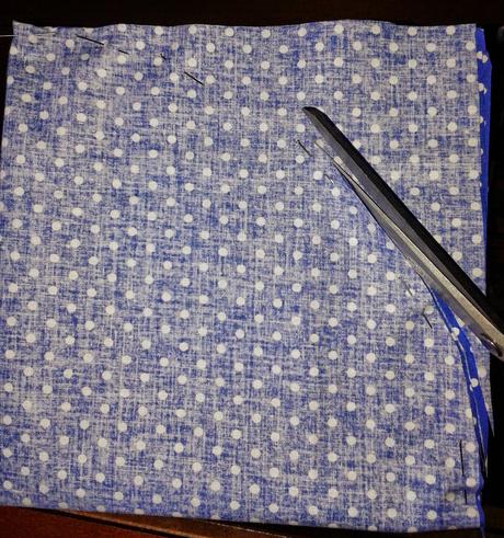 cortamos la pieza redonda www.patronycostura.com