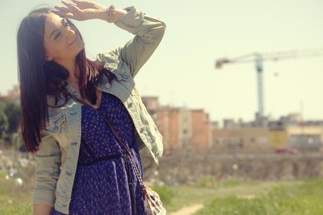 Y con un vestido BoHo Y con un vestido BoHo