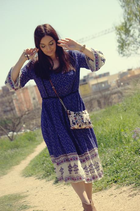 Y con un vestido BoHo Y con un vestido BoHo