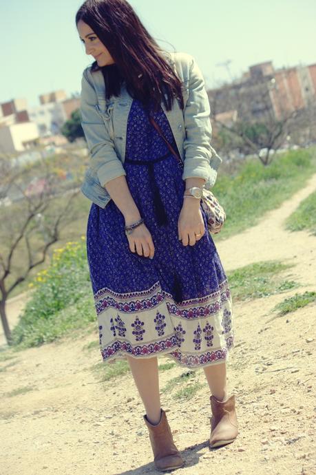 Y con un vestido BoHo Y con un vestido BoHo