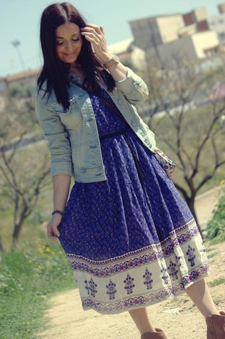 Y con un vestido BoHo Y con un vestido BoHo